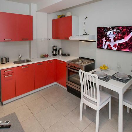 Modern Comfy Apartment Near The Acropolis By Ghh Athena Bagian luar foto